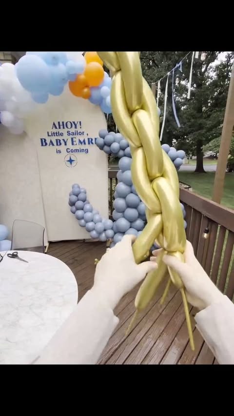Nautical themed outdoor installation with balloon anchor